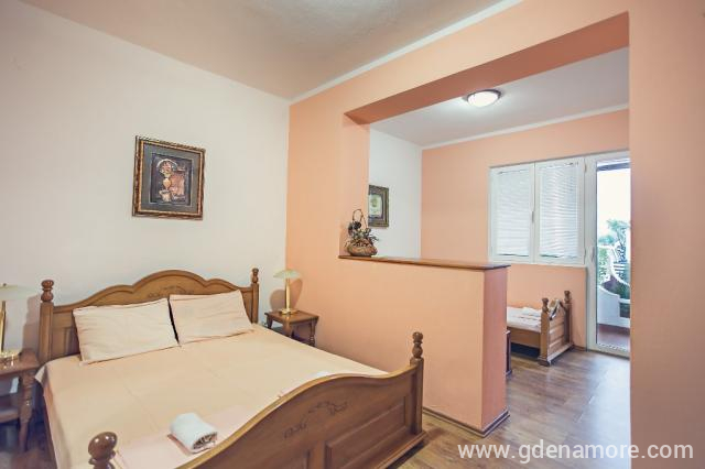 Studio apartman sa pogledom na more u David Dobre Vode, privatni smeštaj u mestu Dobre Vode, Crna Gora